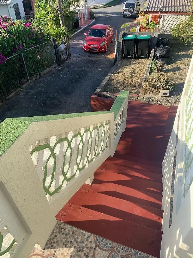 Pine Breeze Apartments Bridgetown